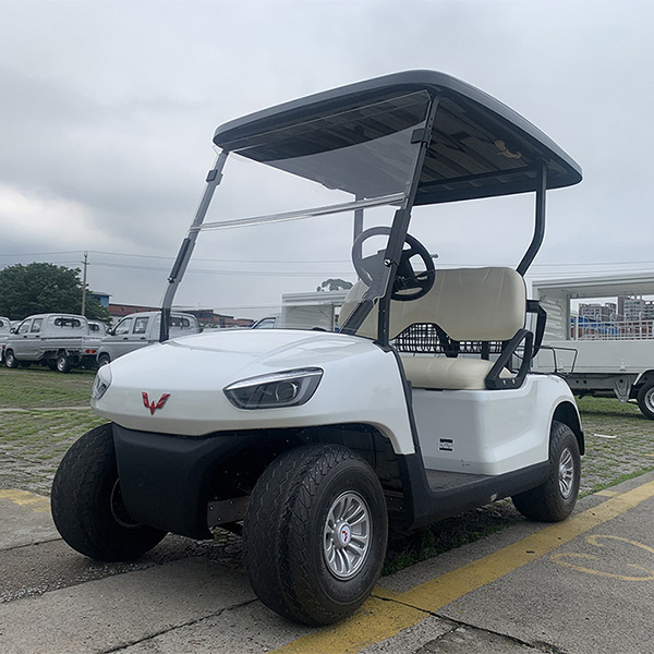五菱高爾夫球車(chē)